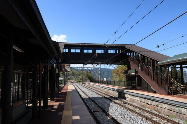 姨捨駅 ホーム