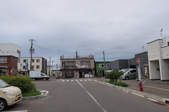 伊達紋別駅 駅前
