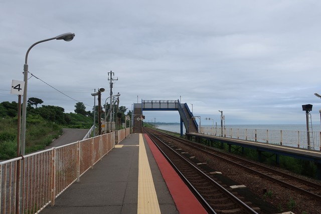 北舟岡駅 ホーム