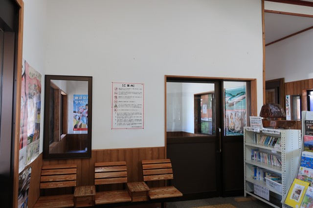 聖高原駅 改札口