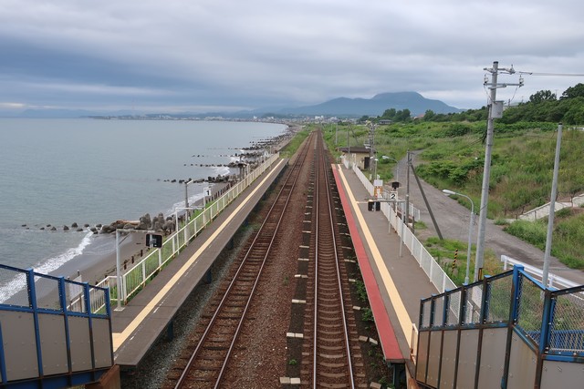 北舟岡駅 ホーム