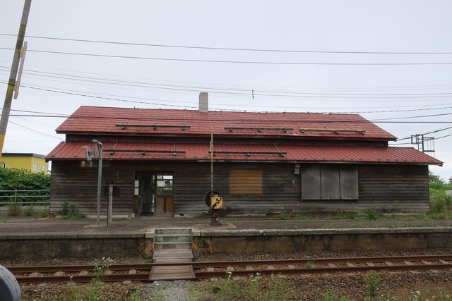静狩駅 ホーム