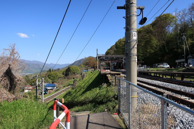 姨捨駅 駅前