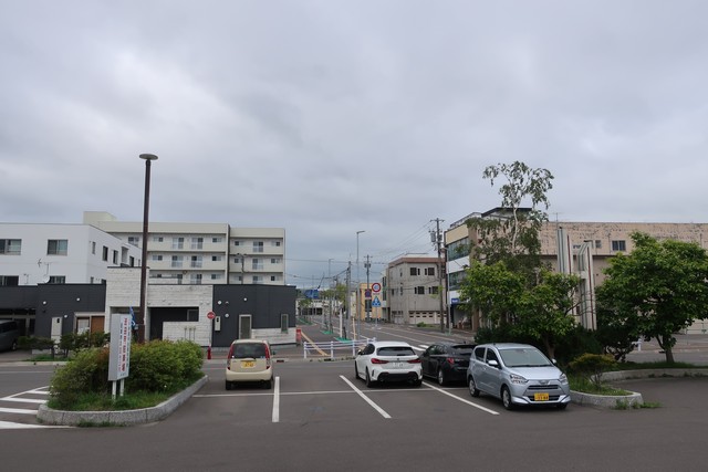 伊達紋別駅 駅前