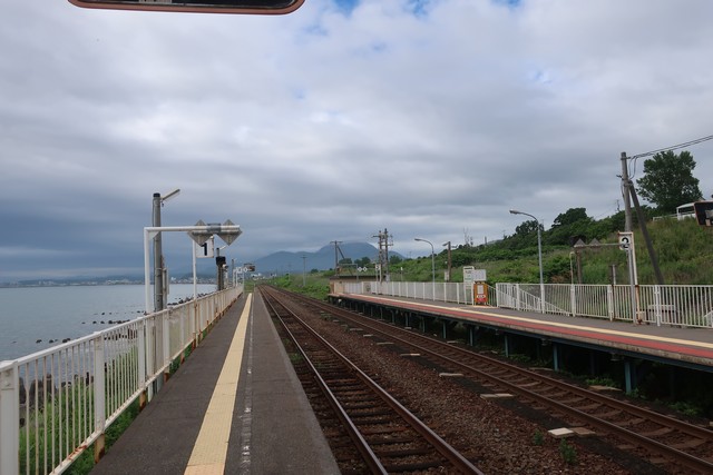 北舟岡駅 ホーム