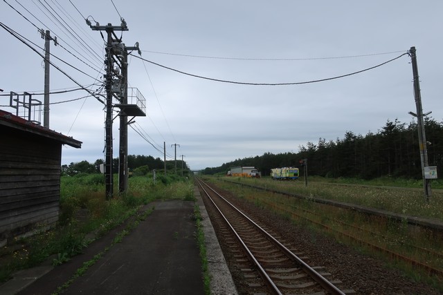 静狩駅 ホーム