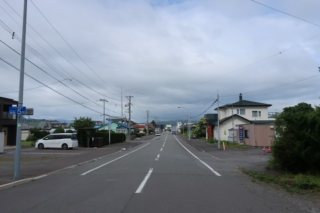 長和駅 駅前