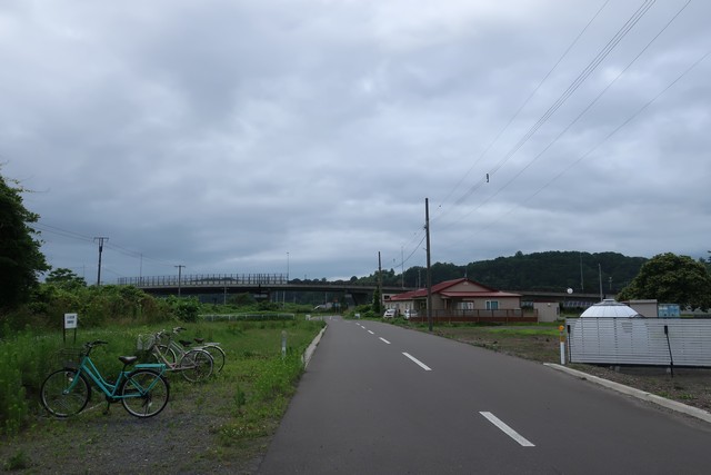 長和駅 駅前