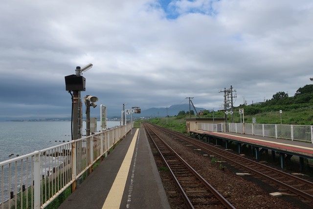 北舟岡駅 ホーム