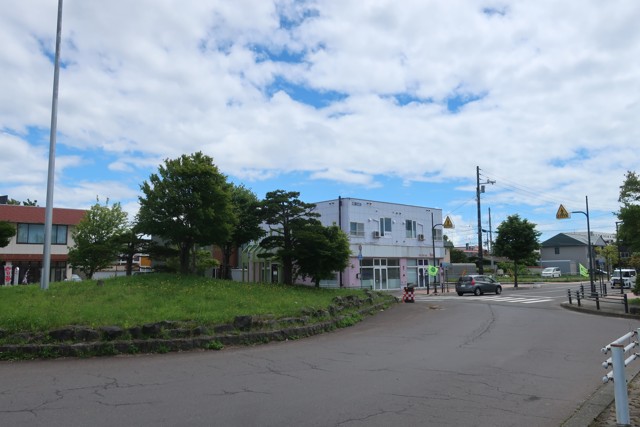 沼ノ端駅 駅前