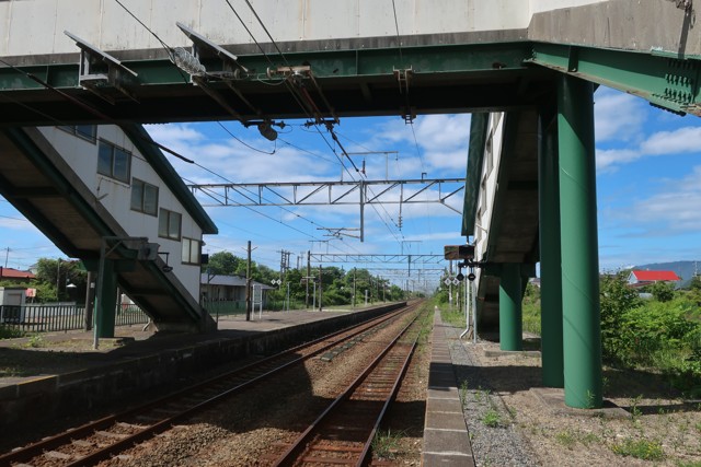 萩野駅 ホーム
