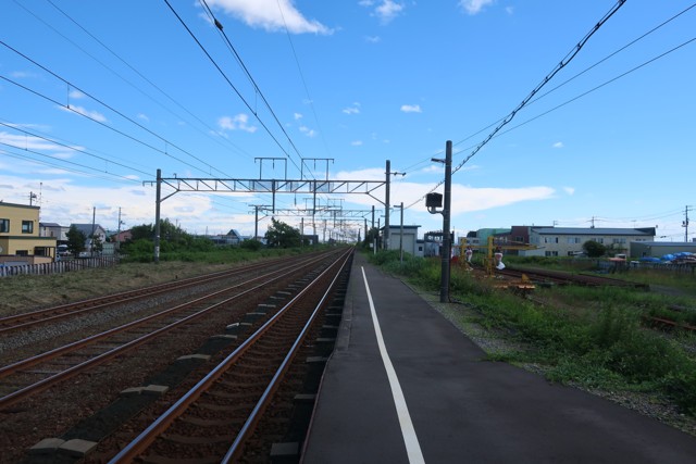 錦岡駅 ホーム