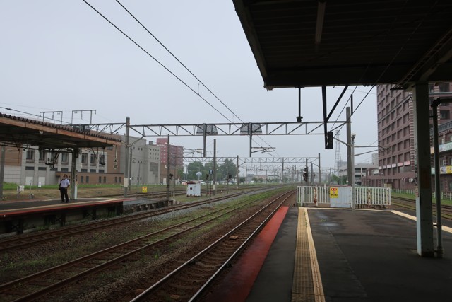 苫小牧駅 ホーム