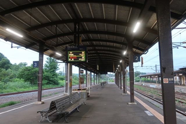 登別駅 ホーム