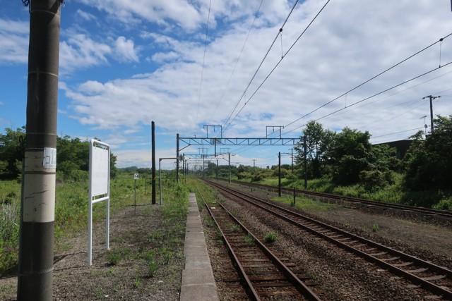 萩野駅 ホーム