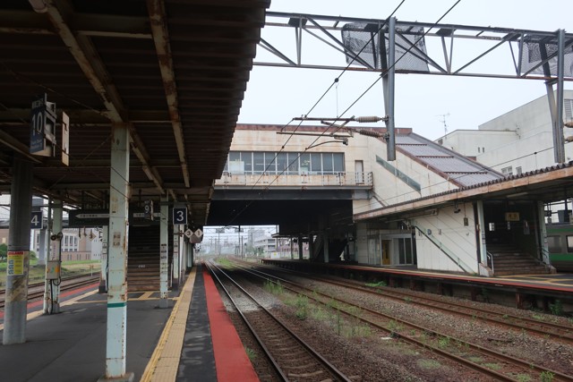 苫小牧駅 ホーム