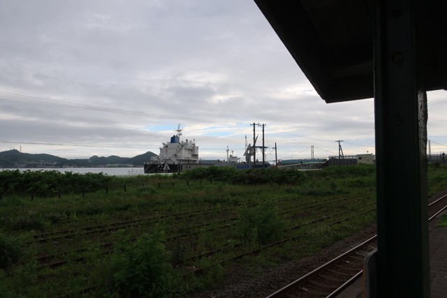 本輪西駅 ホーム