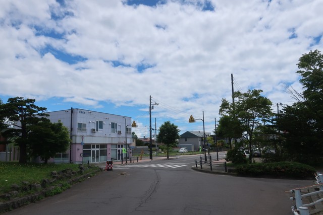 沼ノ端駅 駅前