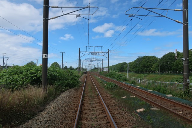 北吉原駅 ホーム