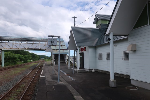 早来駅 ホーム
