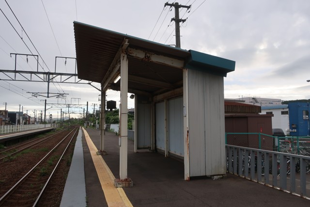 鷲別駅 ホーム
