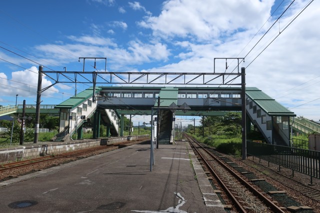 萩野駅 ホーム