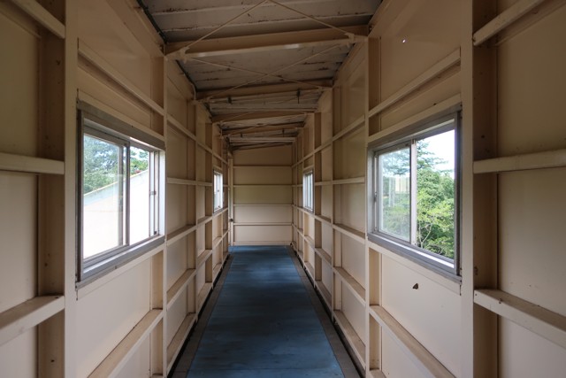 遠浅駅 ホーム