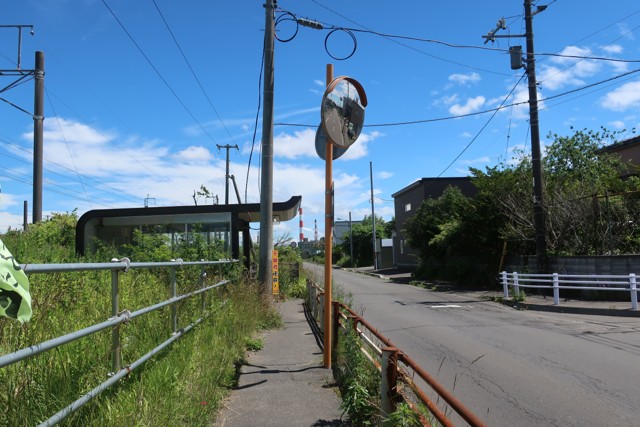 青葉駅 駅前