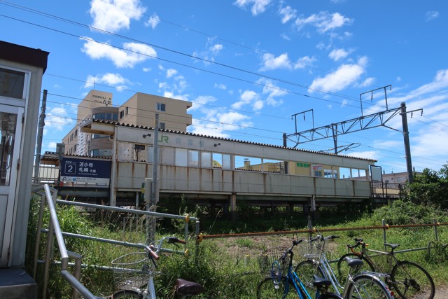 青葉駅 駅舎