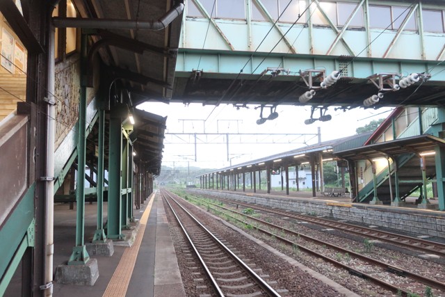 登別駅 ホーム