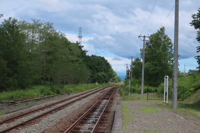 遠浅駅 ホーム