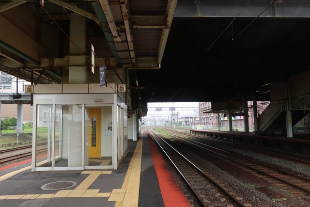 苫小牧駅 ホーム
