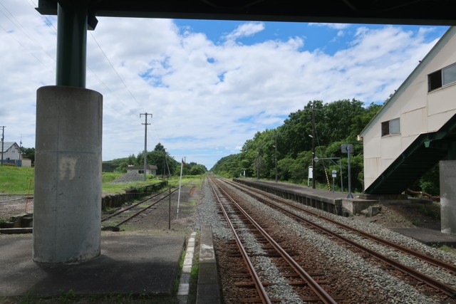 遠浅駅 ホーム