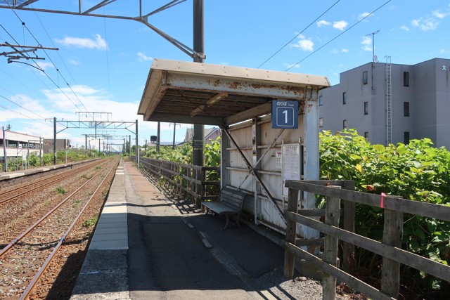 糸井駅 ホーム