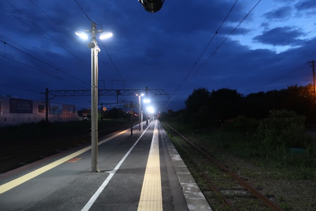 白老駅 ホーム