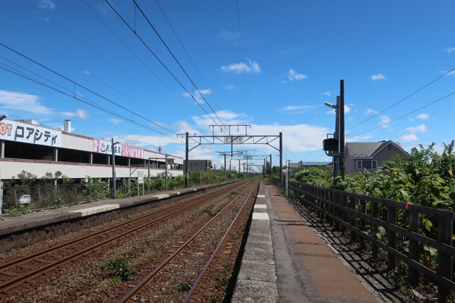 糸井駅 ホーム