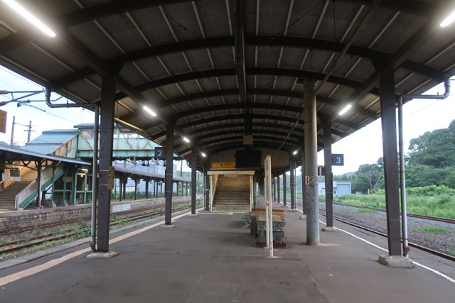 登別駅 ホーム