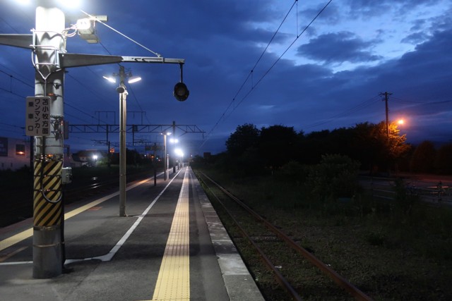 白老駅 ホーム