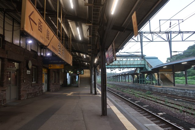 登別駅 ホーム
