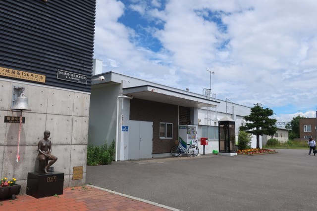 沼ノ端駅 駅舎