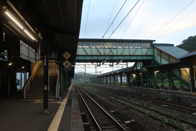 登別駅 ホーム