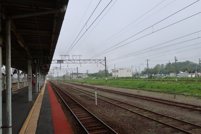 苫小牧駅 ホーム