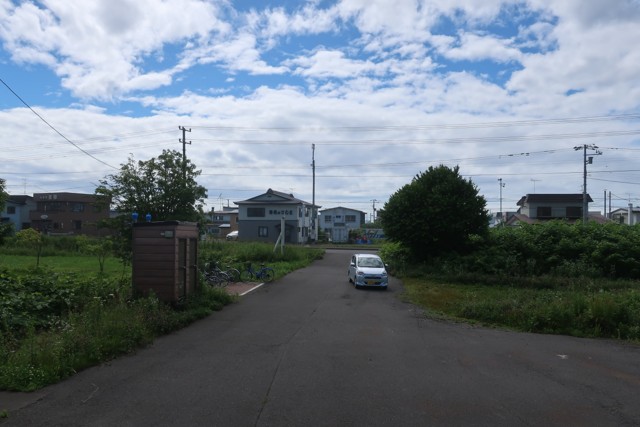 北吉原駅 駅前
