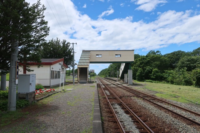 遠浅駅 ホーム