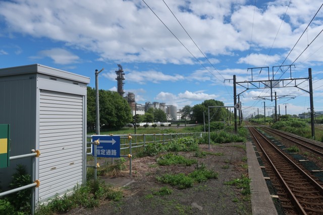 北吉原駅 ホーム