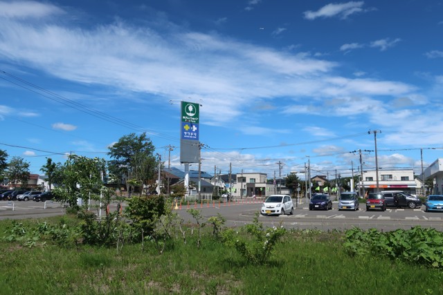 糸井駅 駅前