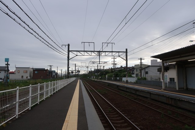 鷲別駅 ホーム
