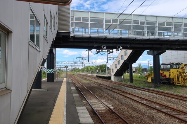 沼ノ端駅 ホーム