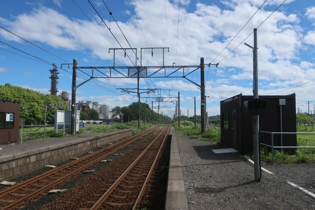 北吉原駅 ホーム