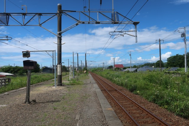 社台駅 ホーム
